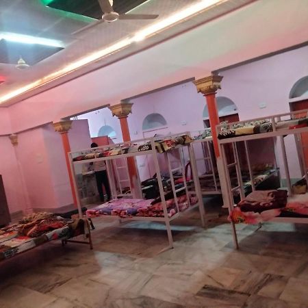 Shri Swami Sheetal Das Aashram Dharmshala Varanasi Exterior photo